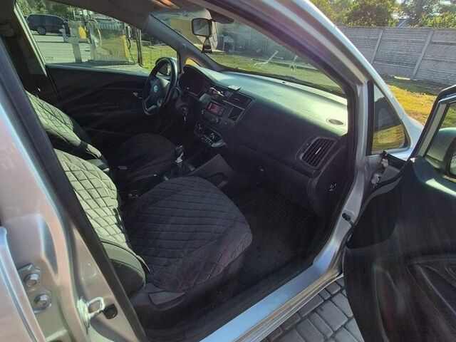 Сірий Кіа Ріо, об'ємом двигуна 1.4 л та пробігом 254 тис. км за 6500 $, фото 9 на Automoto.ua