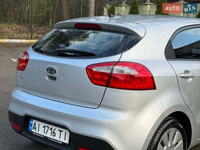 Серый Киа Рио, объемом двигателя 1.4 л и пробегом 103 тыс. км за 8000 $, фото 14 на Automoto.ua