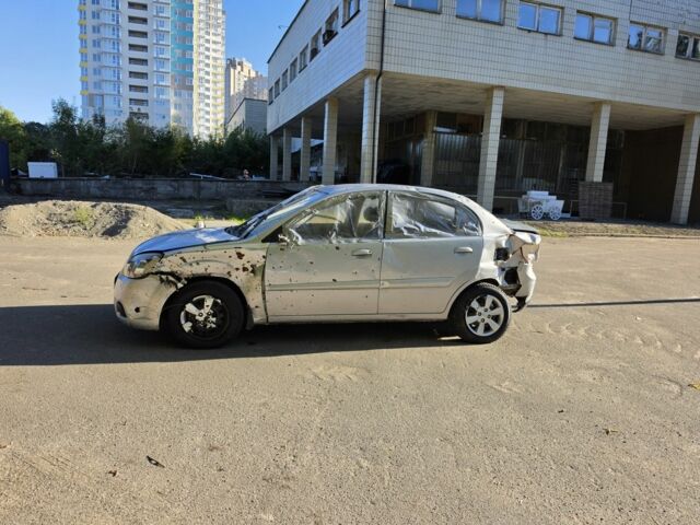 Сірий Кіа Ріо, об'ємом двигуна 1.4 л та пробігом 56 тис. км за 1253 $, фото 6 на Automoto.ua
