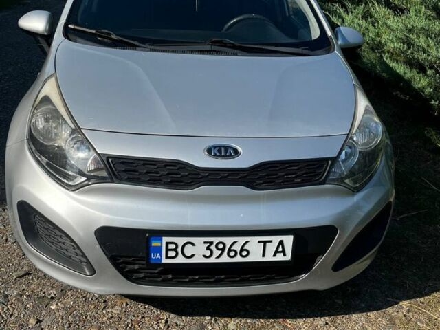 Серый Киа Рио, объемом двигателя 1.1 л и пробегом 217 тыс. км за 5400 $, фото 12 на Automoto.ua