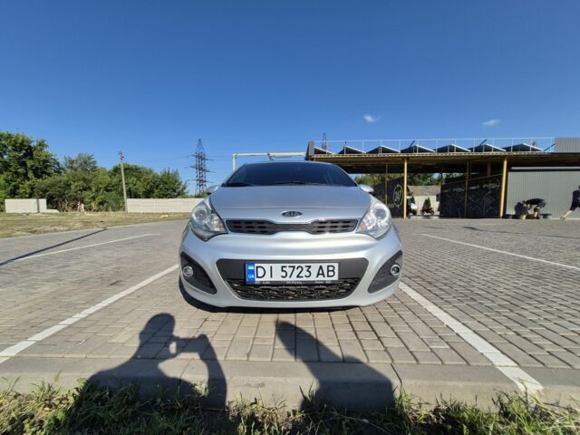 Серый Киа Рио, объемом двигателя 1.4 л и пробегом 254 тыс. км за 6497 $, фото 1 на Automoto.ua