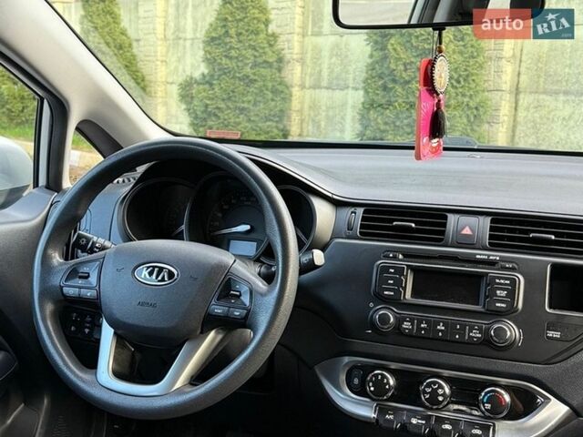 Серый Киа Рио, объемом двигателя 1.4 л и пробегом 103 тыс. км за 8000 $, фото 20 на Automoto.ua