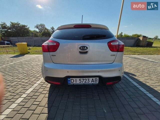 Сірий Кіа Ріо, об'ємом двигуна 1.4 л та пробігом 254 тис. км за 6500 $, фото 4 на Automoto.ua
