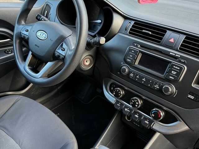 Сірий Кіа Ріо, об'ємом двигуна 1.4 л та пробігом 103 тис. км за 7500 $, фото 21 на Automoto.ua