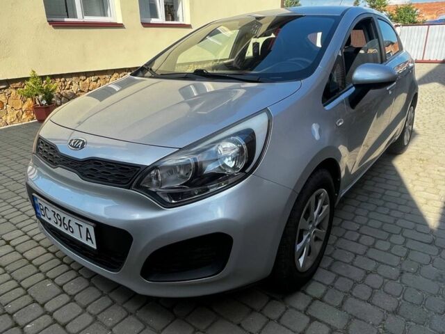 Серый Киа Рио, объемом двигателя 1.1 л и пробегом 217 тыс. км за 5400 $, фото 9 на Automoto.ua
