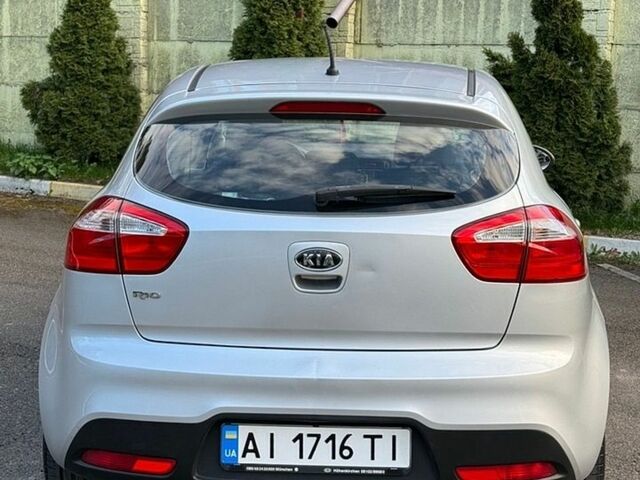 Сірий Кіа Ріо, об'ємом двигуна 1.4 л та пробігом 103 тис. км за 7500 $, фото 12 на Automoto.ua