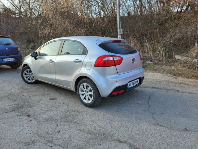 Серый Киа Рио, объемом двигателя 0 л и пробегом 197 тыс. км за 5500 $, фото 5 на Automoto.ua