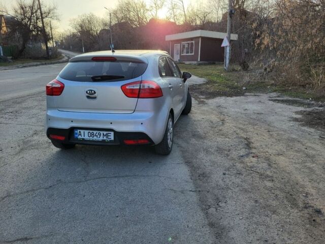 Серый Киа Рио, объемом двигателя 0 л и пробегом 197 тыс. км за 5500 $, фото 3 на Automoto.ua