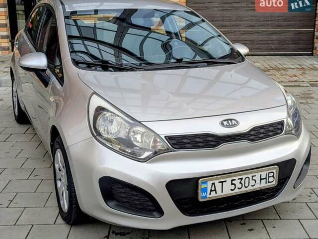 Серый Киа Рио, объемом двигателя 1.12 л и пробегом 244 тыс. км за 4850 $, фото 5 на Automoto.ua