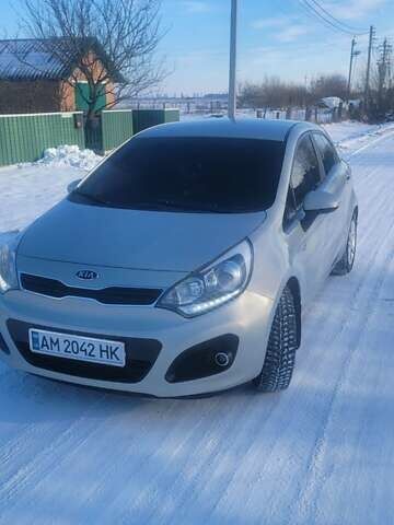 Серый Киа Рио, объемом двигателя 1.12 л и пробегом 208 тыс. км за 6600 $, фото 6 на Automoto.ua