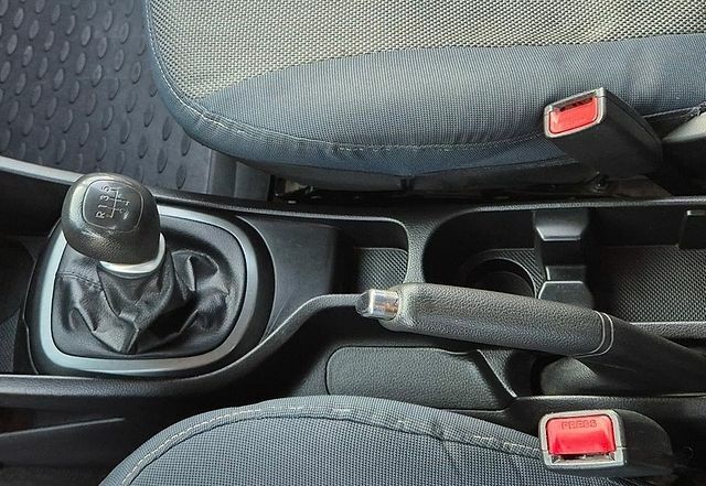 Серый Киа Рио, объемом двигателя 1.4 л и пробегом 162 тыс. км за 6650 $, фото 11 на Automoto.ua