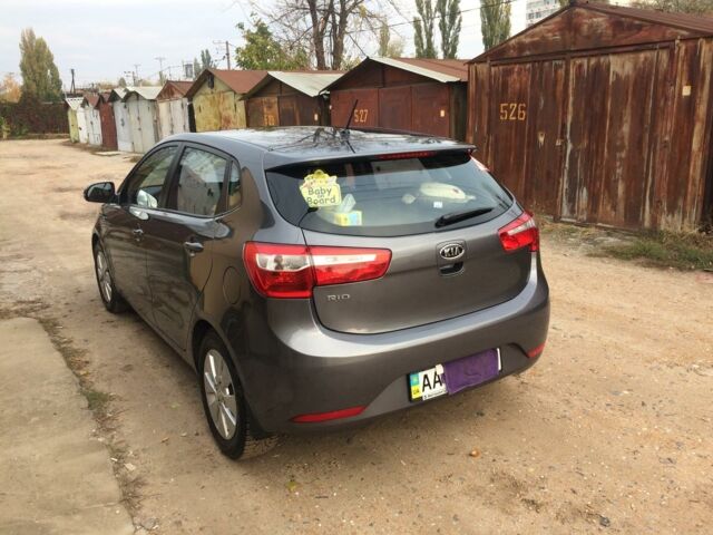 Сірий Кіа Ріо, об'ємом двигуна 1.6 л та пробігом 39 тис. км за 12100 $, фото 4 на Automoto.ua