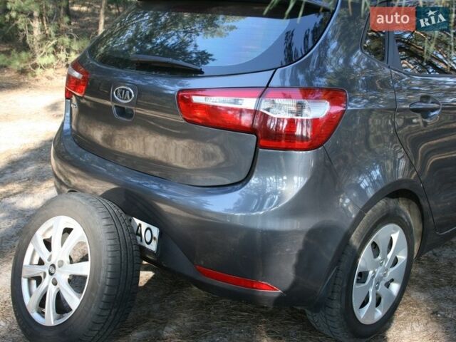 Сірий Кіа Ріо, об'ємом двигуна 1.4 л та пробігом 116 тис. км за 6500 $, фото 4 на Automoto.ua