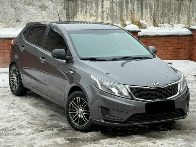 Сірий Кіа Ріо, об'ємом двигуна 1.4 л та пробігом 177 тис. км за 5450 $, фото 2 на Automoto.ua