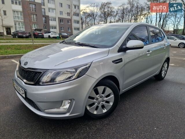 Серый Киа Рио, объемом двигателя 1.6 л и пробегом 98 тыс. км за 9400 $, фото 3 на Automoto.ua