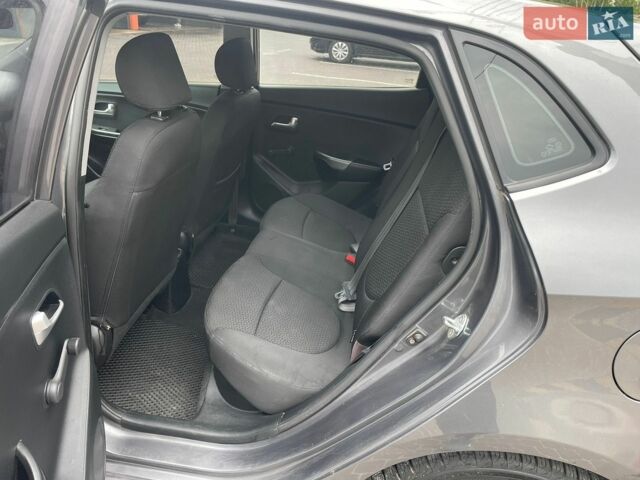 Сірий Кіа Ріо, об'ємом двигуна 1.4 л та пробігом 177 тис. км за 6770 $, фото 18 на Automoto.ua