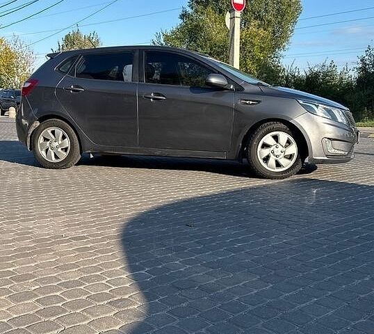 Серый Киа Рио, объемом двигателя 1.4 л и пробегом 177 тыс. км за 6777 $, фото 5 на Automoto.ua
