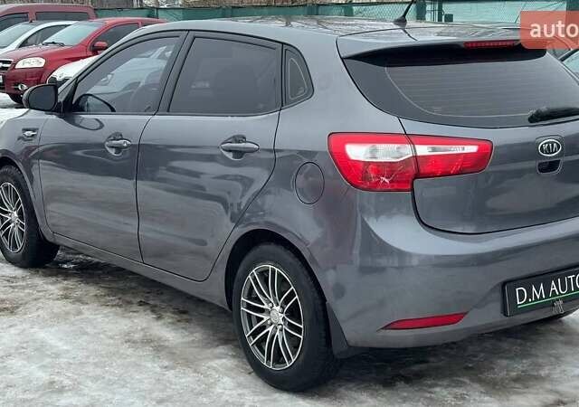 Серый Киа Рио, объемом двигателя 1.4 л и пробегом 178 тыс. км за 6350 $, фото 3 на Automoto.ua