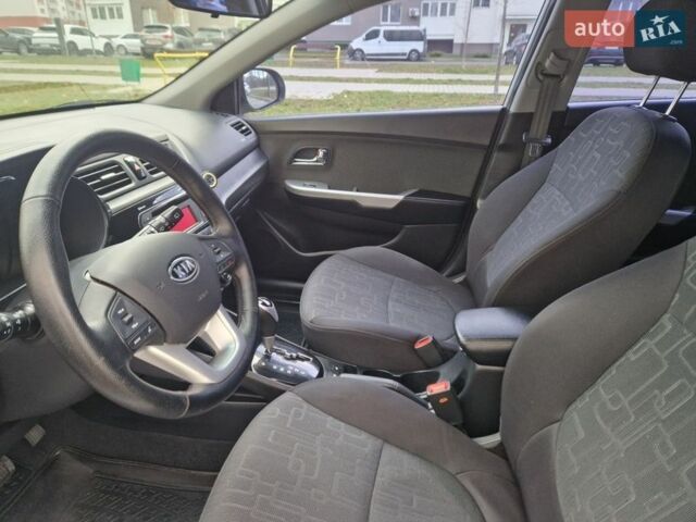 Серый Киа Рио, объемом двигателя 1.6 л и пробегом 98 тыс. км за 9400 $, фото 53 на Automoto.ua