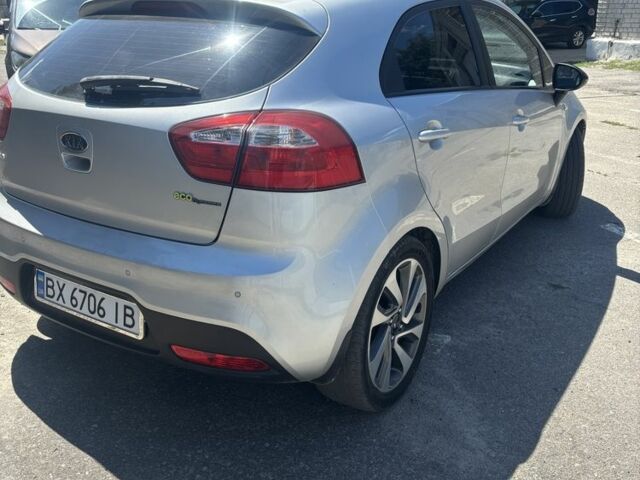 Серый Киа Рио, объемом двигателя 1.1 л и пробегом 230 тыс. км за 6501 $, фото 3 на Automoto.ua
