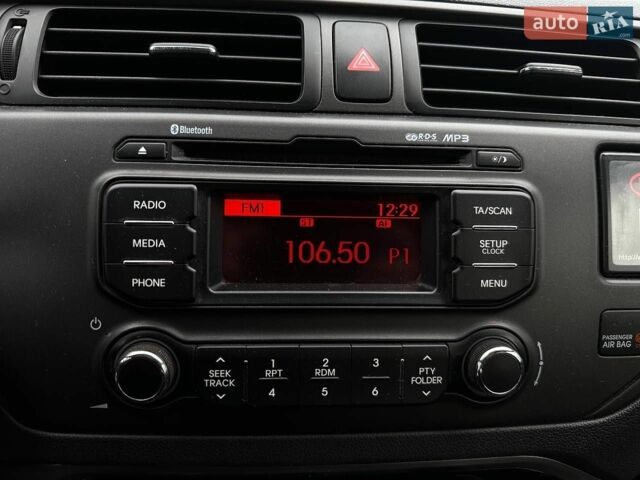 Сірий Кіа Ріо, об'ємом двигуна 1.12 л та пробігом 224 тис. км за 5790 $, фото 22 на Automoto.ua