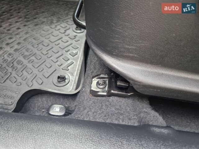 Серый Киа Рио, объемом двигателя 1.6 л и пробегом 98 тыс. км за 9400 $, фото 42 на Automoto.ua