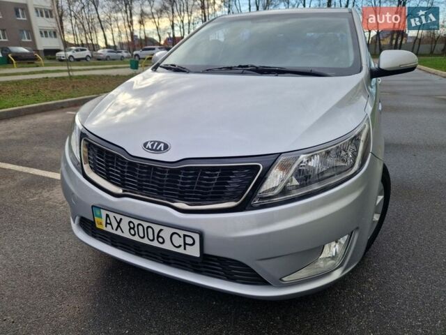 Серый Киа Рио, объемом двигателя 1.6 л и пробегом 98 тыс. км за 9400 $, фото 5 на Automoto.ua