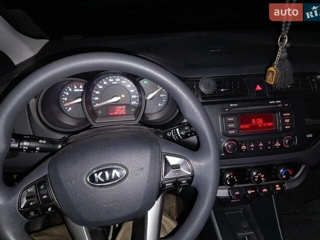 Серый Киа Рио, объемом двигателя 1.12 л и пробегом 194 тыс. км за 7200 $, фото 4 на Automoto.ua