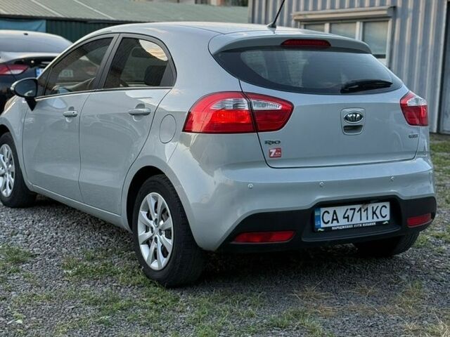 Сірий Кіа Ріо, об'ємом двигуна 1.12 л та пробігом 224 тис. км за 4900 $, фото 8 на Automoto.ua