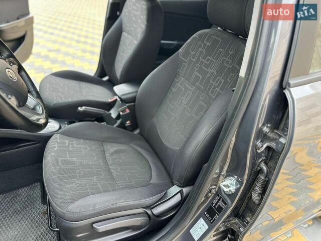 Сірий Кіа Ріо, об'ємом двигуна 1.59 л та пробігом 53 тис. км за 9700 $, фото 25 на Automoto.ua