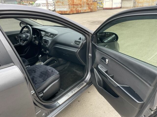 Сірий Кіа Ріо, об'ємом двигуна 1.6 л та пробігом 156 тис. км за 8800 $, фото 10 на Automoto.ua