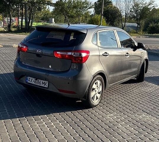 Серый Киа Рио, объемом двигателя 1.4 л и пробегом 177 тыс. км за 6777 $, фото 6 на Automoto.ua