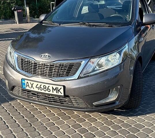 Серый Киа Рио, объемом двигателя 1.4 л и пробегом 177 тыс. км за 6777 $, фото 3 на Automoto.ua