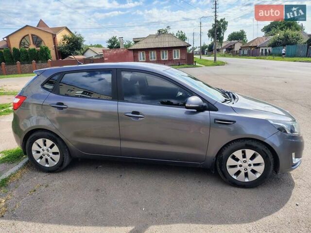 Серый Киа Рио, объемом двигателя 1.59 л и пробегом 271 тыс. км за 6800 $, фото 8 на Automoto.ua