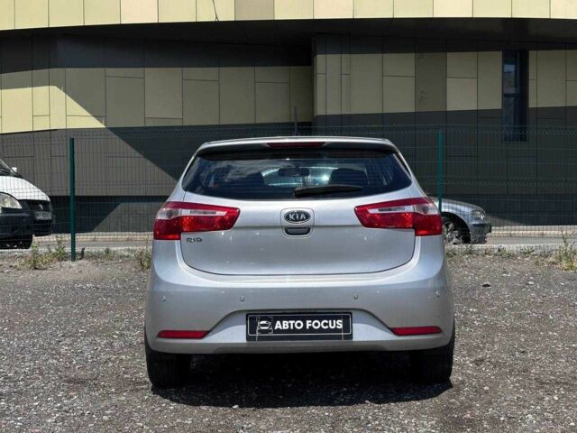 Серый Киа Рио, объемом двигателя 1.4 л и пробегом 62 тыс. км за 7990 $, фото 6 на Automoto.ua