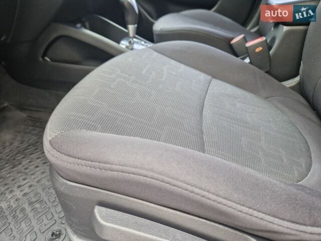 Серый Киа Рио, объемом двигателя 1.6 л и пробегом 98 тыс. км за 9400 $, фото 38 на Automoto.ua