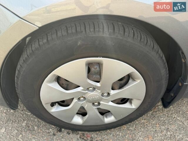 Серый Киа Рио, объемом двигателя 1.4 л и пробегом 186 тыс. км за 6790 $, фото 8 на Automoto.ua