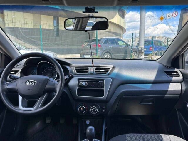 Серый Киа Рио, объемом двигателя 1.4 л и пробегом 62 тыс. км за 7990 $, фото 12 на Automoto.ua