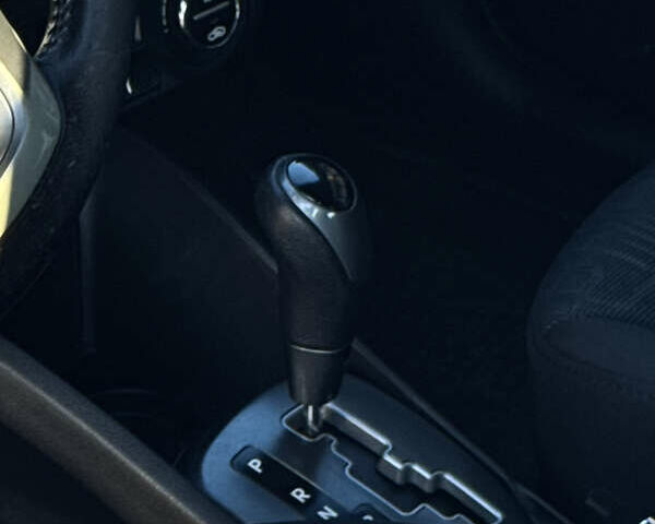 Серый Киа Рио, объемом двигателя 1.6 л и пробегом 156 тыс. км за 8900 $, фото 8 на Automoto.ua