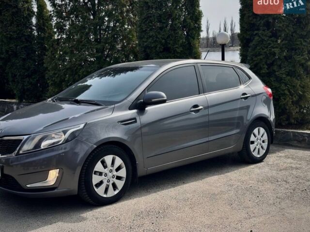 Сірий Кіа Ріо, об'ємом двигуна 1.6 л та пробігом 150 тис. км за 7900 $, фото 1 на Automoto.ua