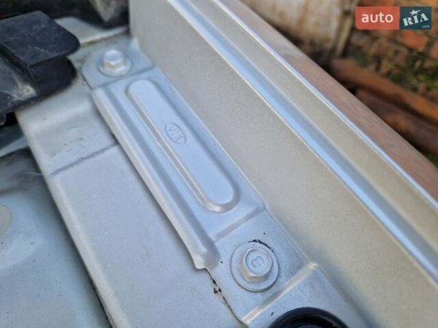 Серый Киа Рио, объемом двигателя 1.6 л и пробегом 98 тыс. км за 9400 $, фото 74 на Automoto.ua