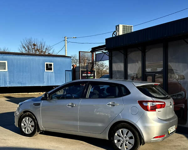 Серый Киа Рио, объемом двигателя 1.6 л и пробегом 156 тыс. км за 8900 $, фото 3 на Automoto.ua