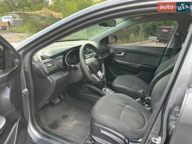 Сірий Кіа Ріо, об'ємом двигуна 1.4 л та пробігом 177 тис. км за 6770 $, фото 15 на Automoto.ua