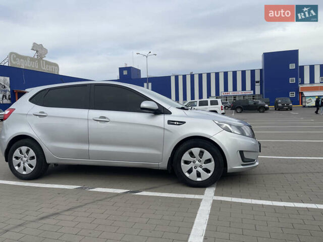 Сірий Кіа Ріо, об'ємом двигуна 1.4 л та пробігом 226 тис. км за 7000 $, фото 10 на Automoto.ua