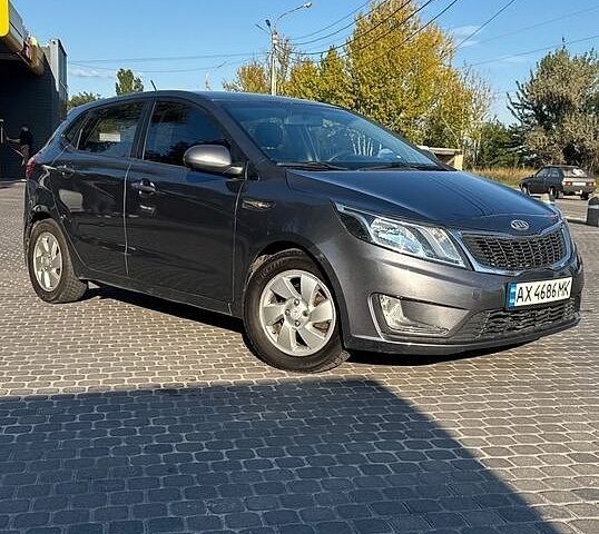 Сірий Кіа Ріо, об'ємом двигуна 1.4 л та пробігом 177 тис. км за 6700 $, фото 3 на Automoto.ua