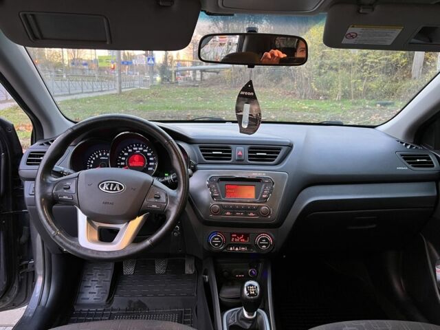 Кіа Ріо 2012 у Одесі на Automoto.ua Сірий Кіа Ріо, об'ємом двигуна 1.6 л та пробігом 103 тис. км за 6650 $, фото 15 на Automoto.ua