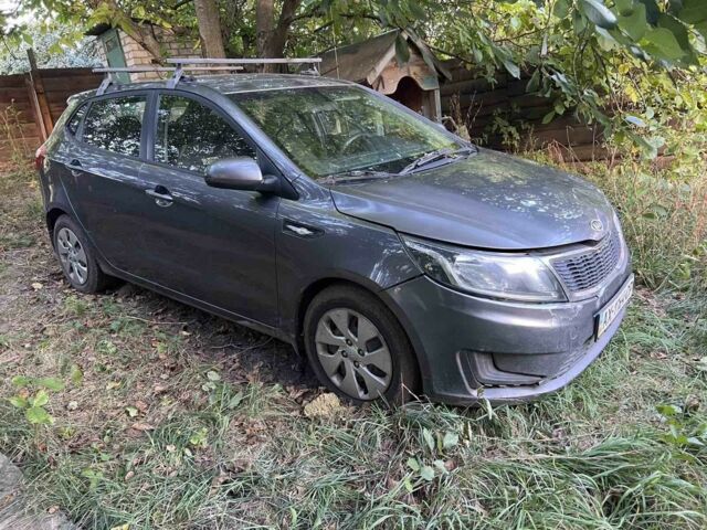 Серый Киа Рио, объемом двигателя 1.4 л и пробегом 205 тыс. км за 4112 $, фото 1 на Automoto.ua