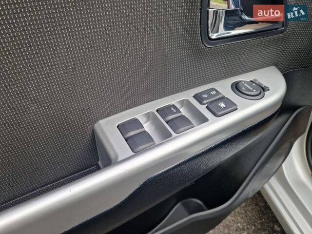 Серый Киа Рио, объемом двигателя 1.6 л и пробегом 98 тыс. км за 9400 $, фото 36 на Automoto.ua