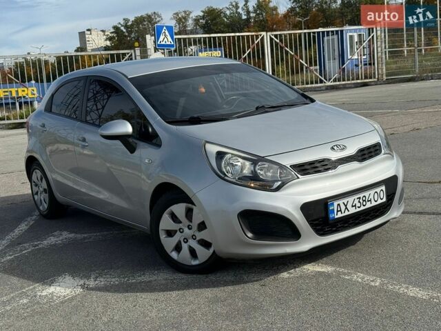 Сірий Кіа Ріо, об'ємом двигуна 1.4 л та пробігом 149 тис. км за 6250 $, фото 3 на Automoto.ua