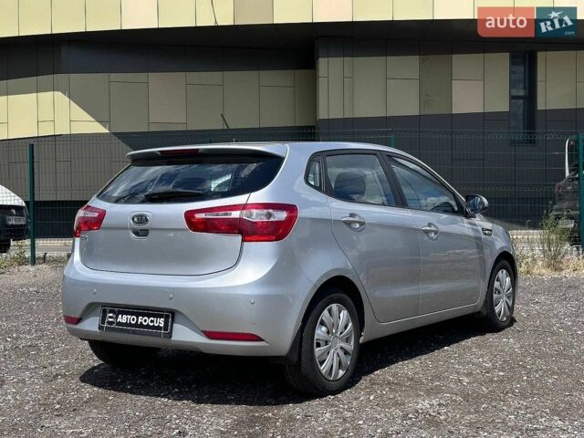 Сірий Кіа Ріо, об'ємом двигуна 1.4 л та пробігом 62 тис. км за 7690 $, фото 7 на Automoto.ua